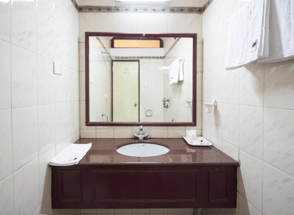 Rr Residency Hotell Kodaikanal Eksteriør bilde