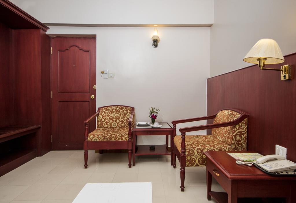 Rr Residency Hotell Kodaikanal Rom bilde